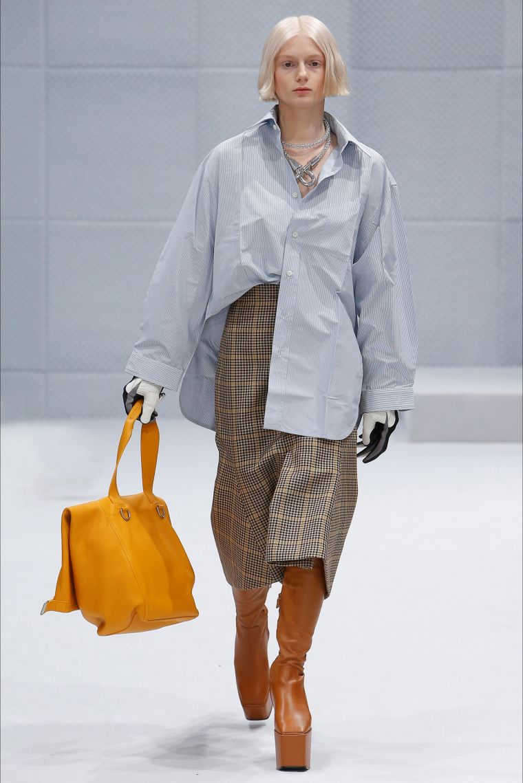 balenciaga 1